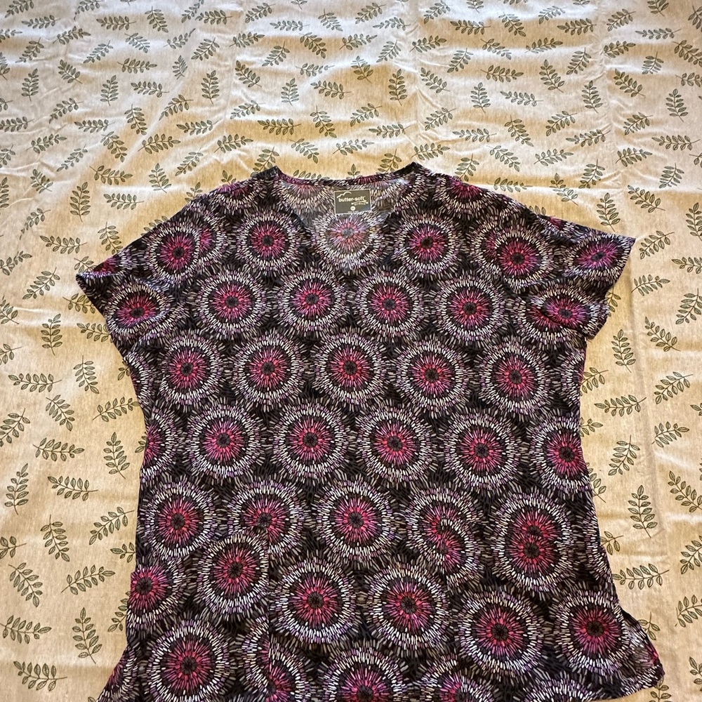Butter Soft Scrub Top in Pink and Purple